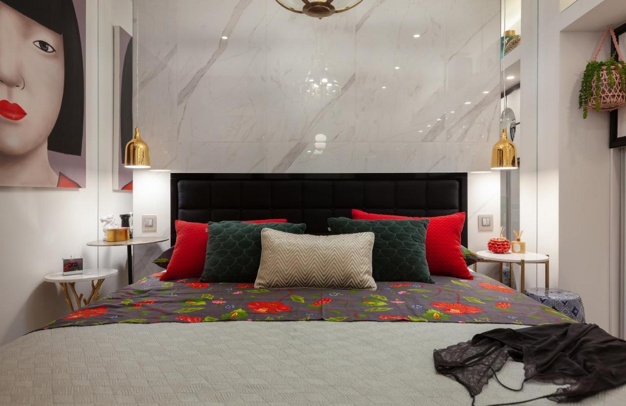 Apartment 'hedonist'