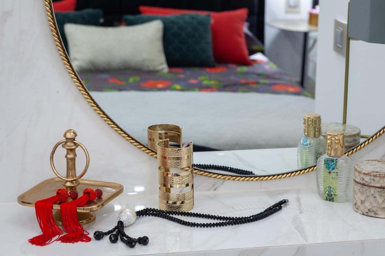 Apartment 'hedonist'